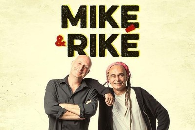 Mike et Riké dans Souvenirs de saltimbanques à Toulouse