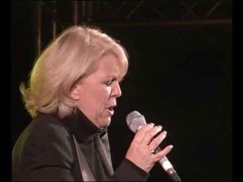 Anne Ducros