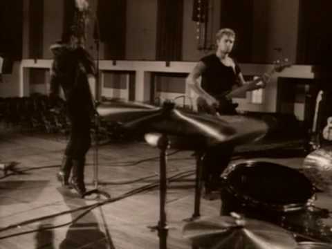 U2